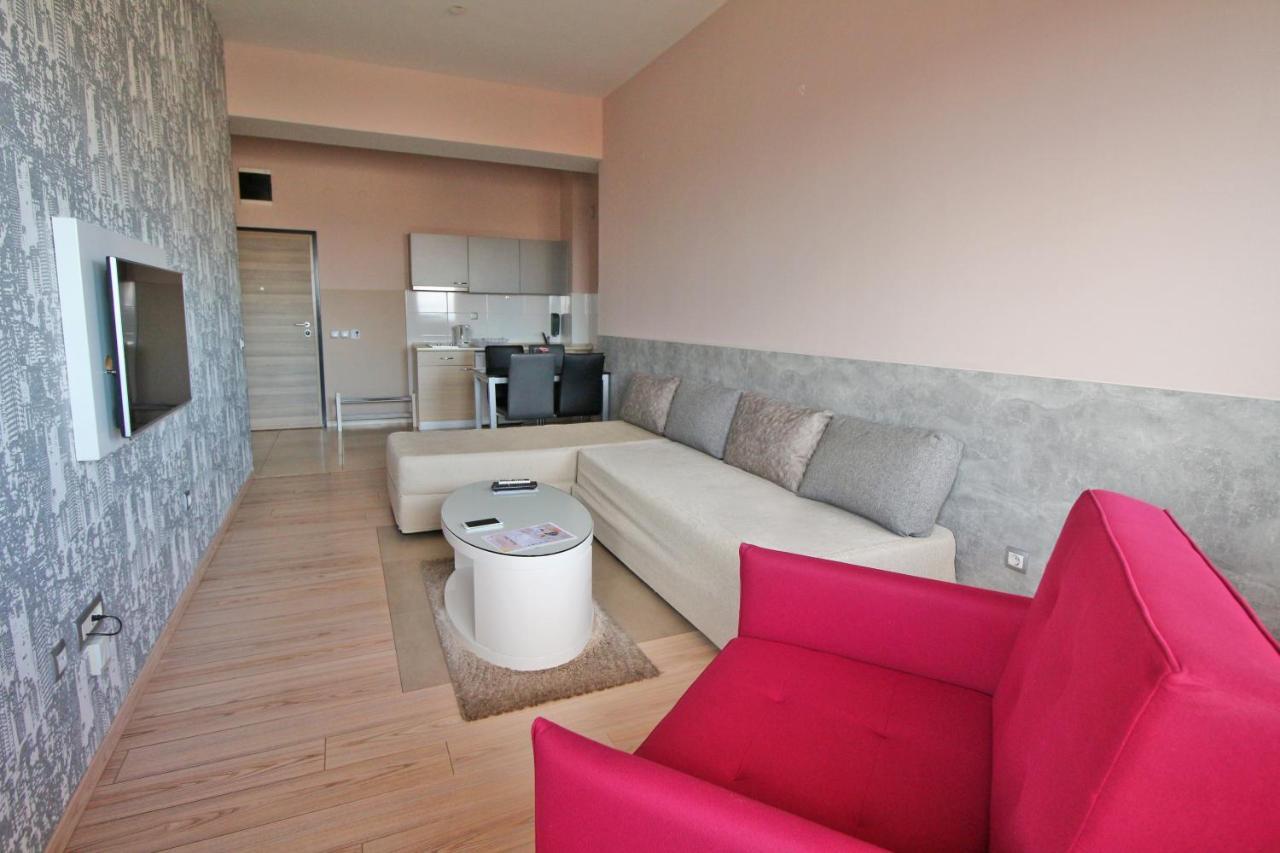 Luxury Premium Apartment *